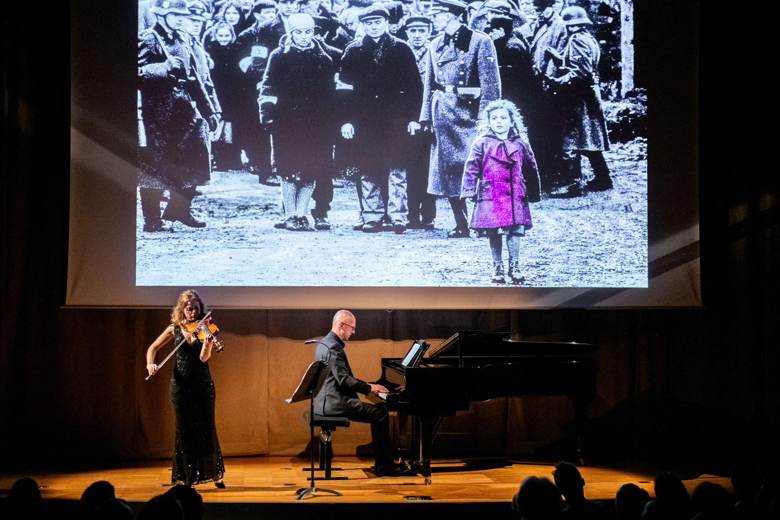 En ciné-concert avec Isabelle Durin